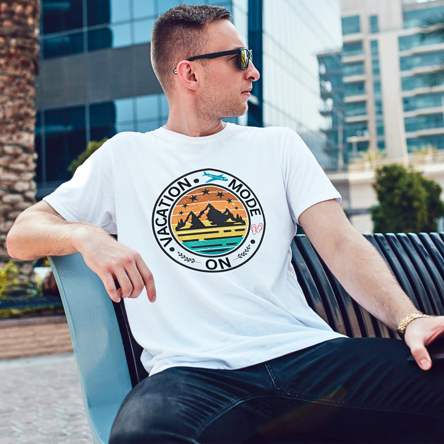 Vacation Mode On - Men's T Shirt