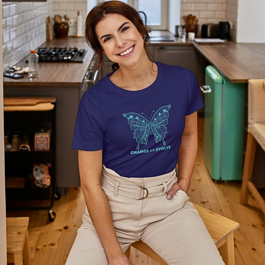 Change Or Evolve - Women's T Shirt