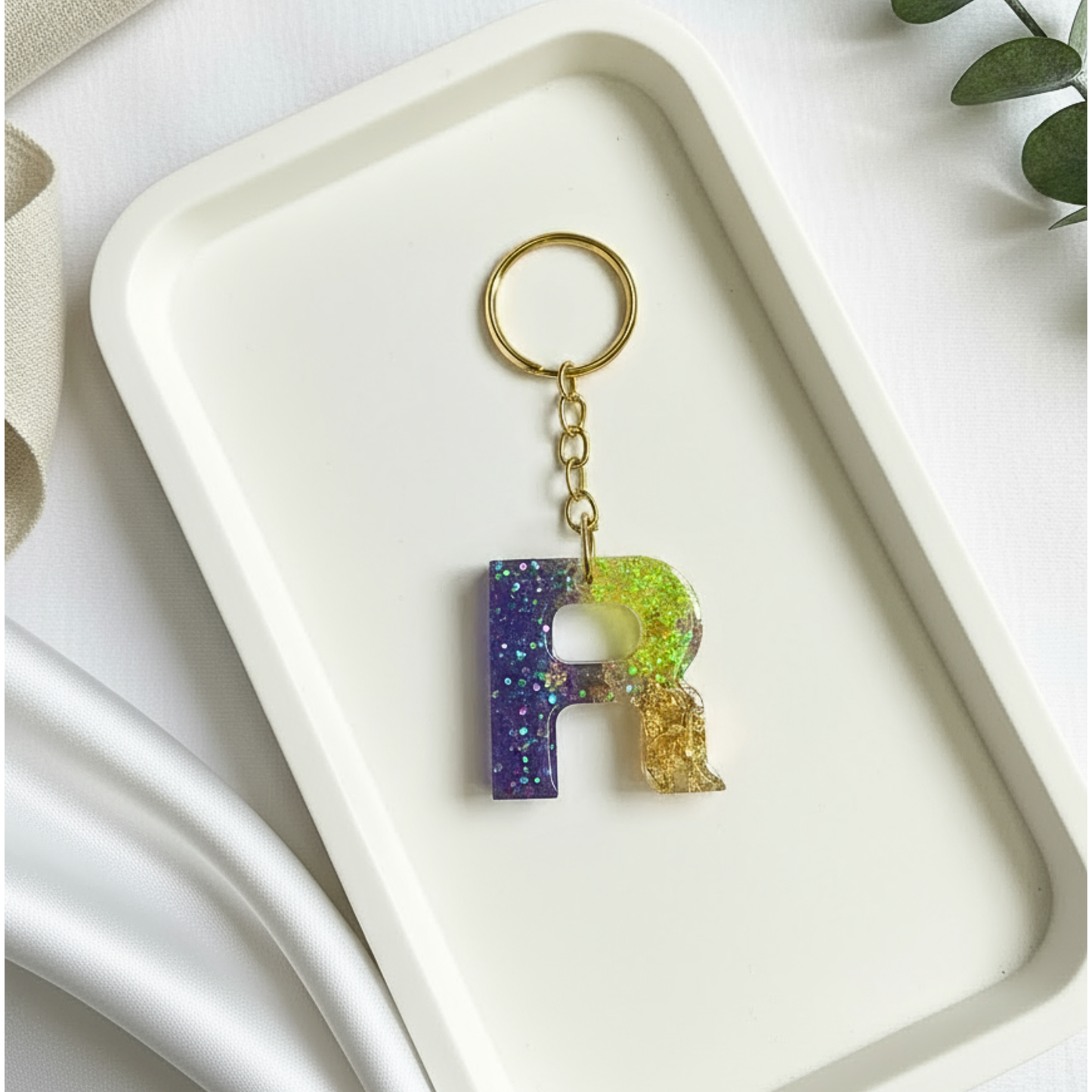 Alphabet R - Resin Keychain
